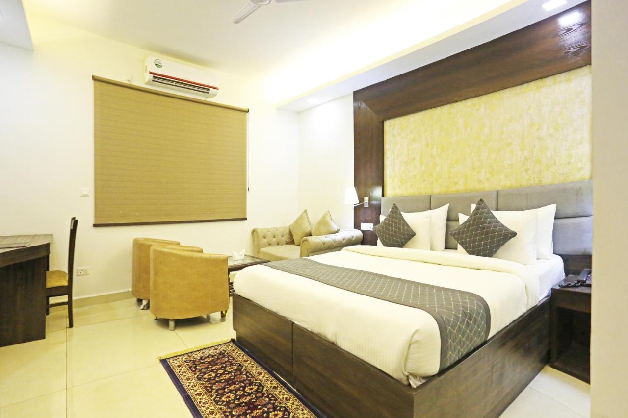 Park Tree Near Delhi Airport 4* New Delhi